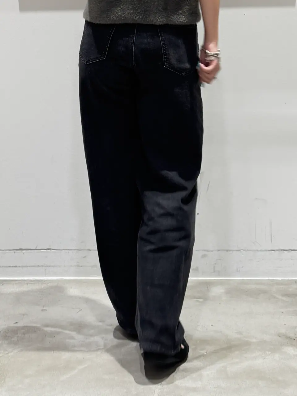 ONWARD CROSSET SELECT 石井 コーディネート画像