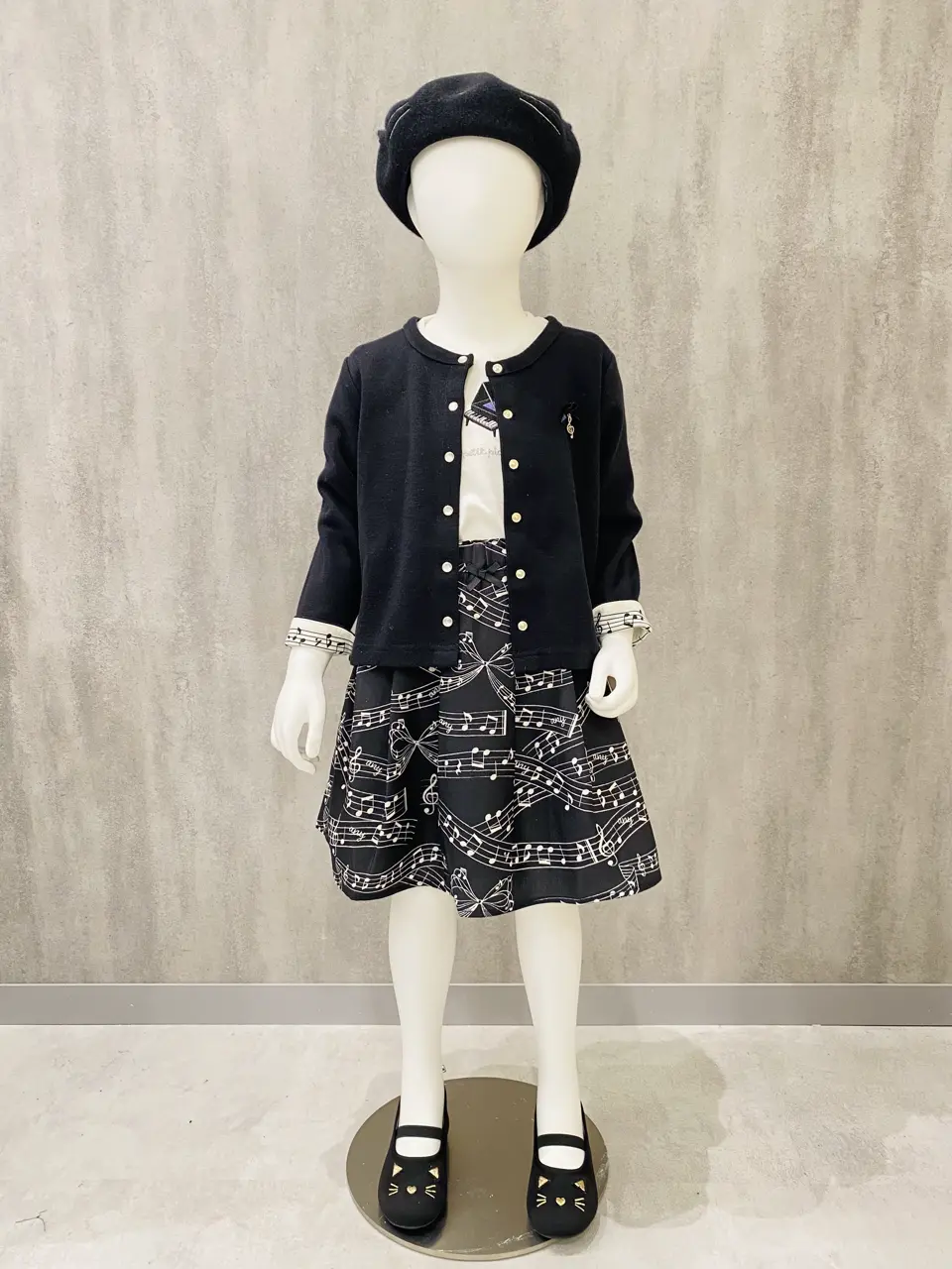 ONWARD CROSSET SELECT m.n コーディネート画像