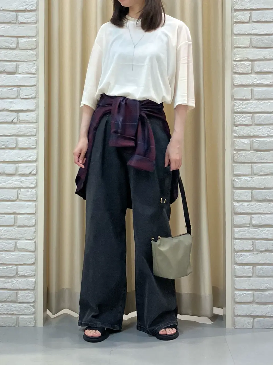 ONWARD CROSSET SELECT 檀 コーディネート画像