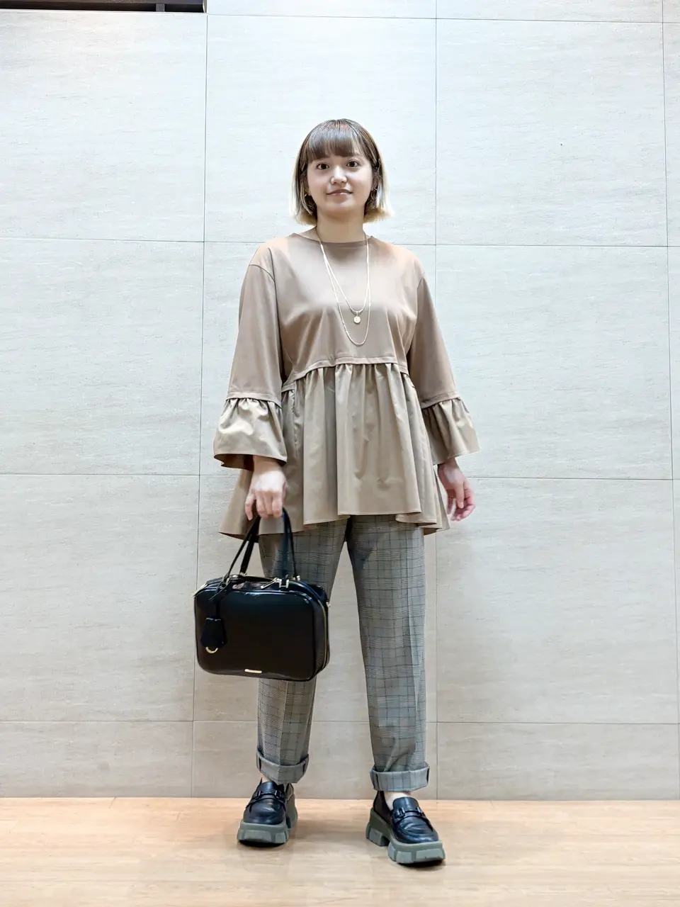 ONWARD CROSSET SELECT 佐藤 コーディネート画像