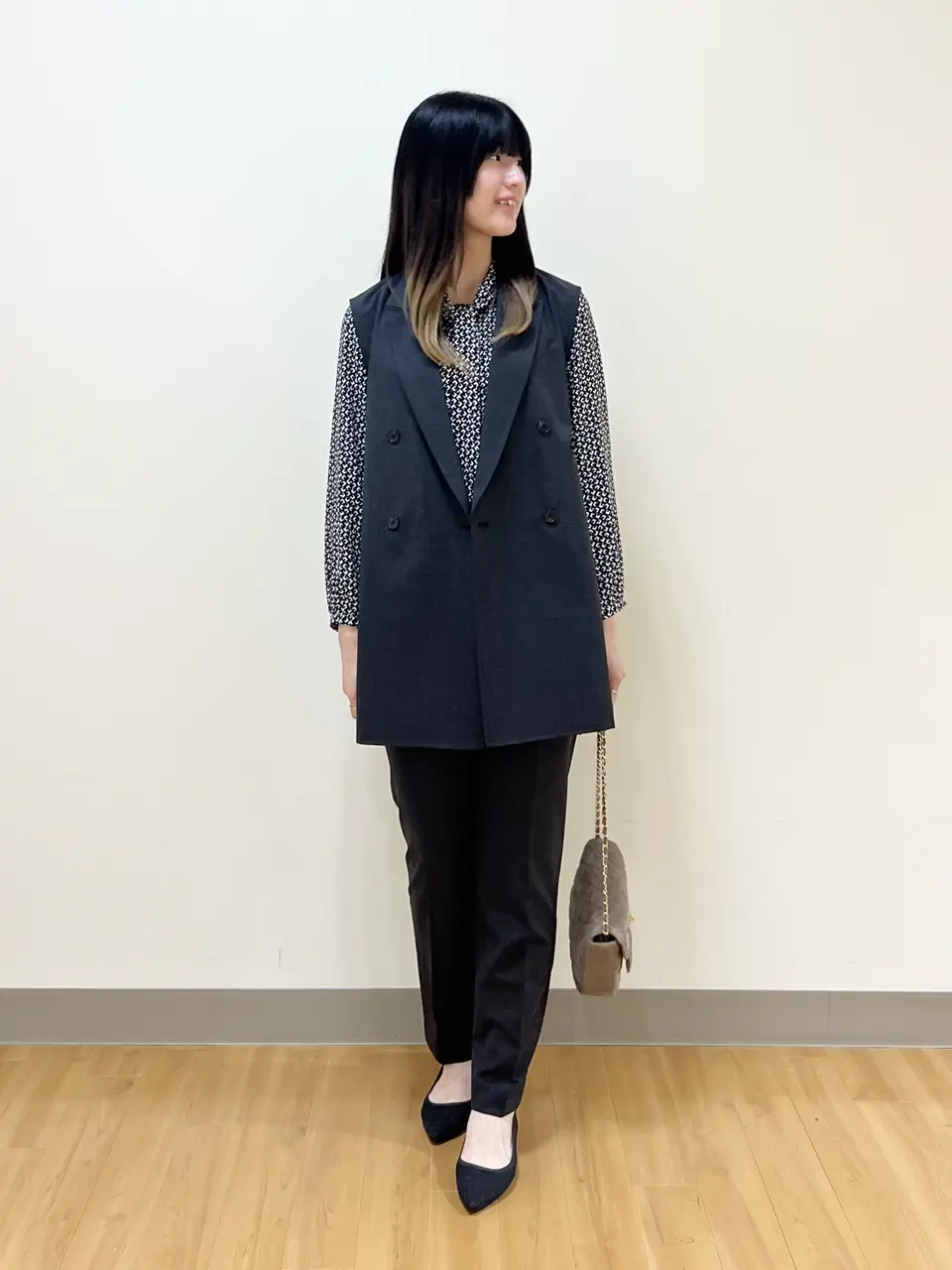 ONWARD CROSSET SELECT Aina コーディネート画像