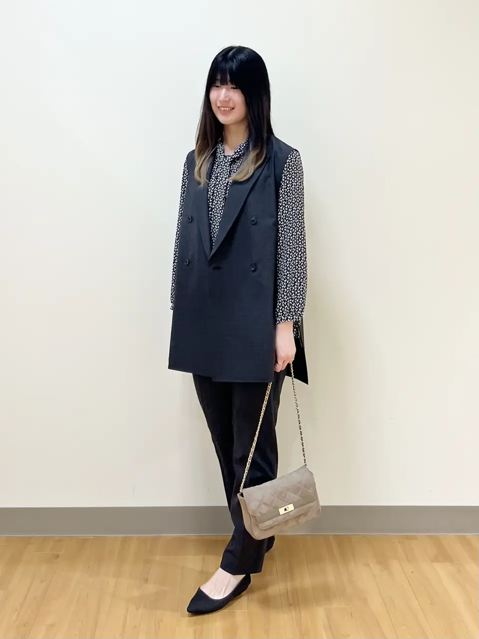 ONWARD CROSSET SELECT Aina コーディネート画像