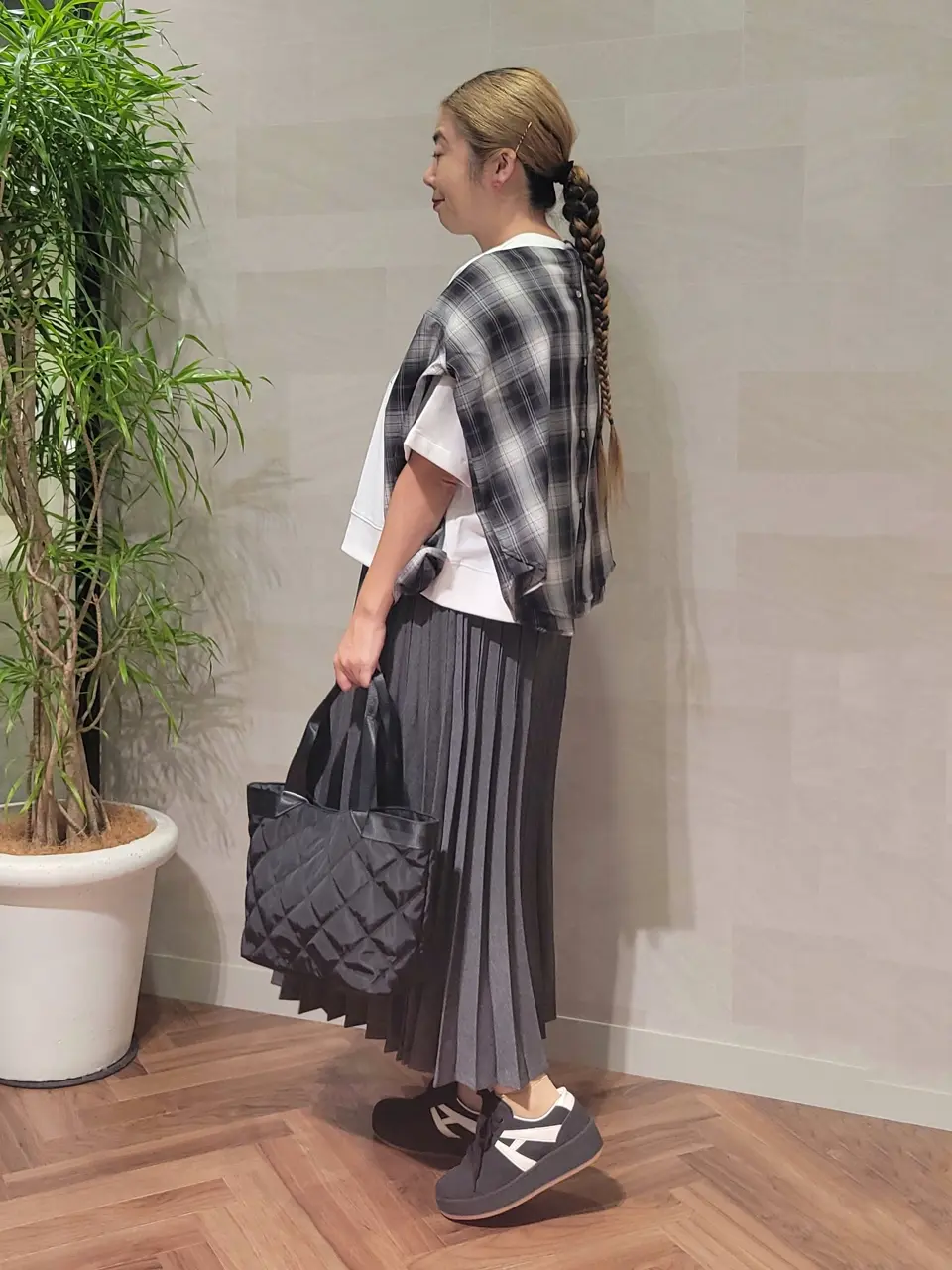 ONWARD CROSSET SELECT 西村 コーディネート画像