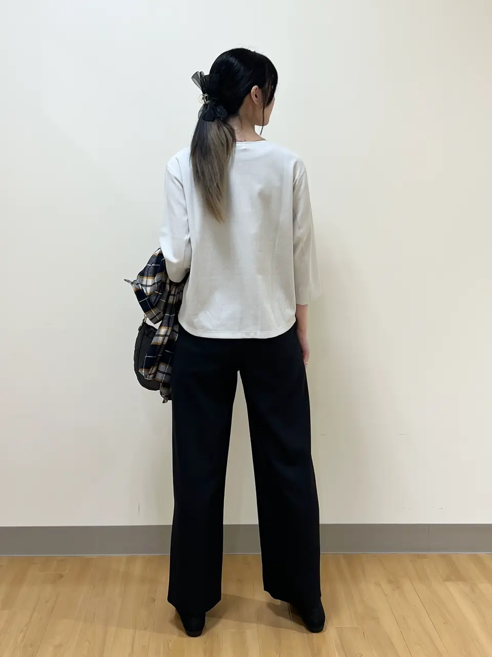 ONWARD CROSSET SELECT Aina コーディネート画像