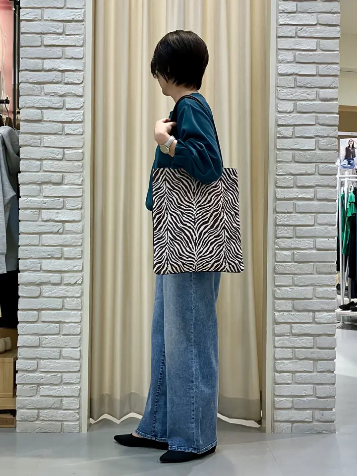 ONWARD CROSSET SELECT Tomi コーディネート画像