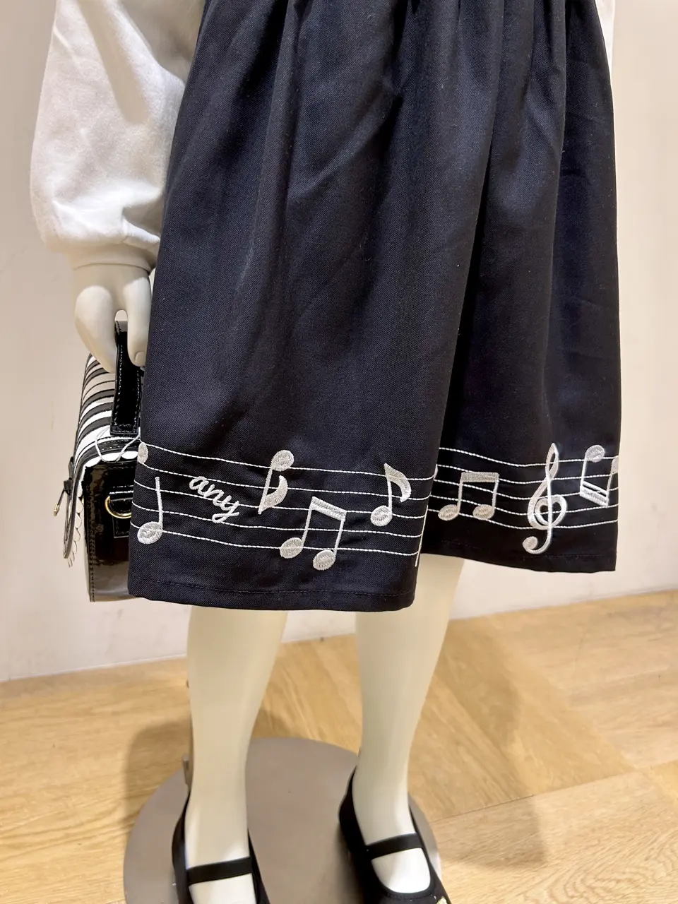 ONWARD CROSSET SELECT 尾野 コーディネート画像