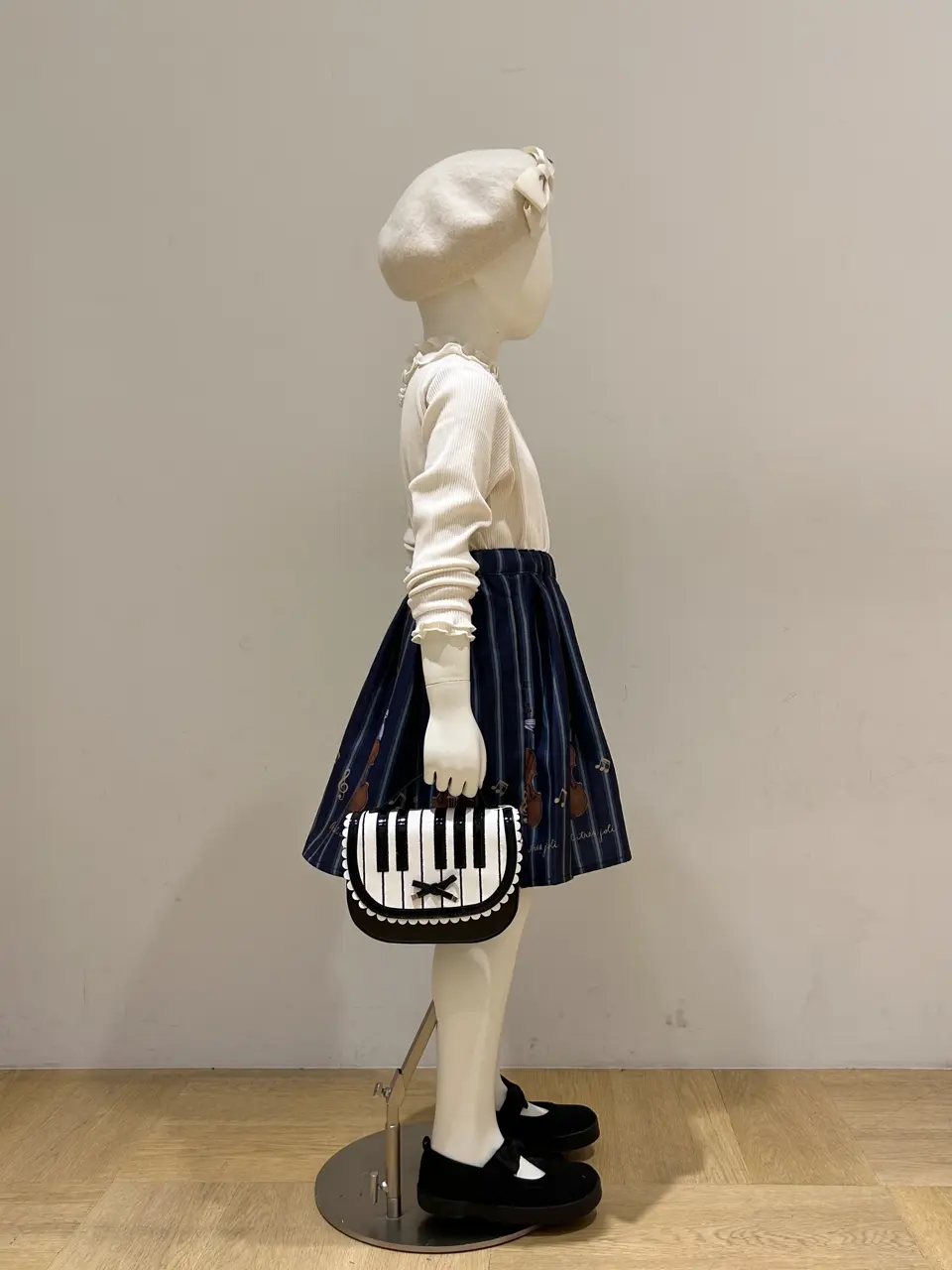 ONWARD CROSSET SELECT 尾野 コーディネート画像