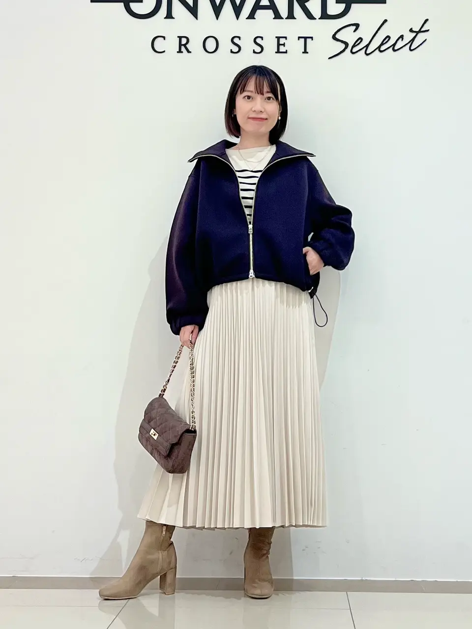 新品〈23区ベルト付き コート〉Mジャケット オンワード樫山 男女兼用 M 新品〈23区ベルト付き コート〉Mジャケット オンワード樫山 男女