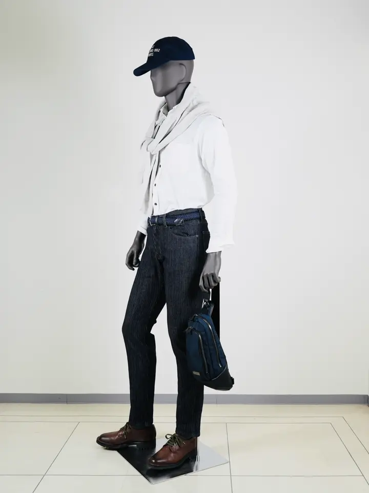 ONWARD CROSSET SELECT 岡田 コーディネート画像