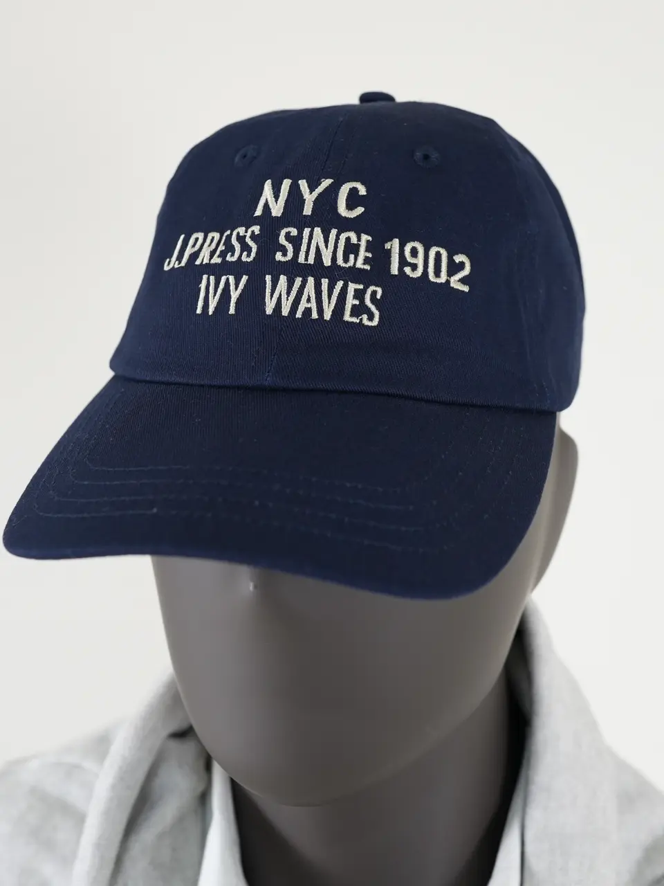 ONWARD CROSSET SELECT 岡田 コーディネート画像