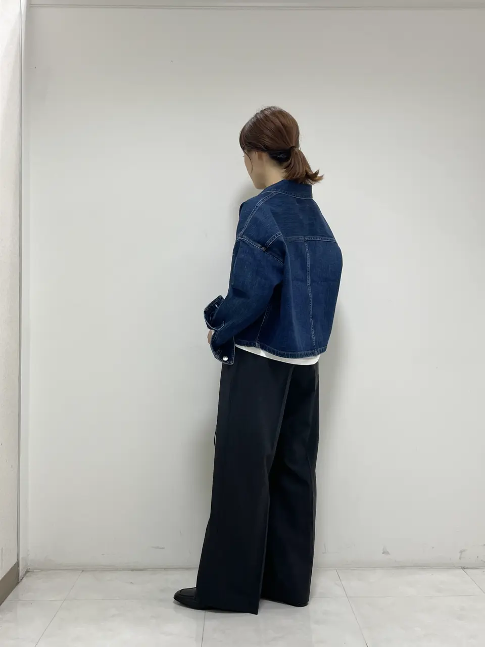 ONWARD CROSSET SELECT 岡田 コーディネート画像