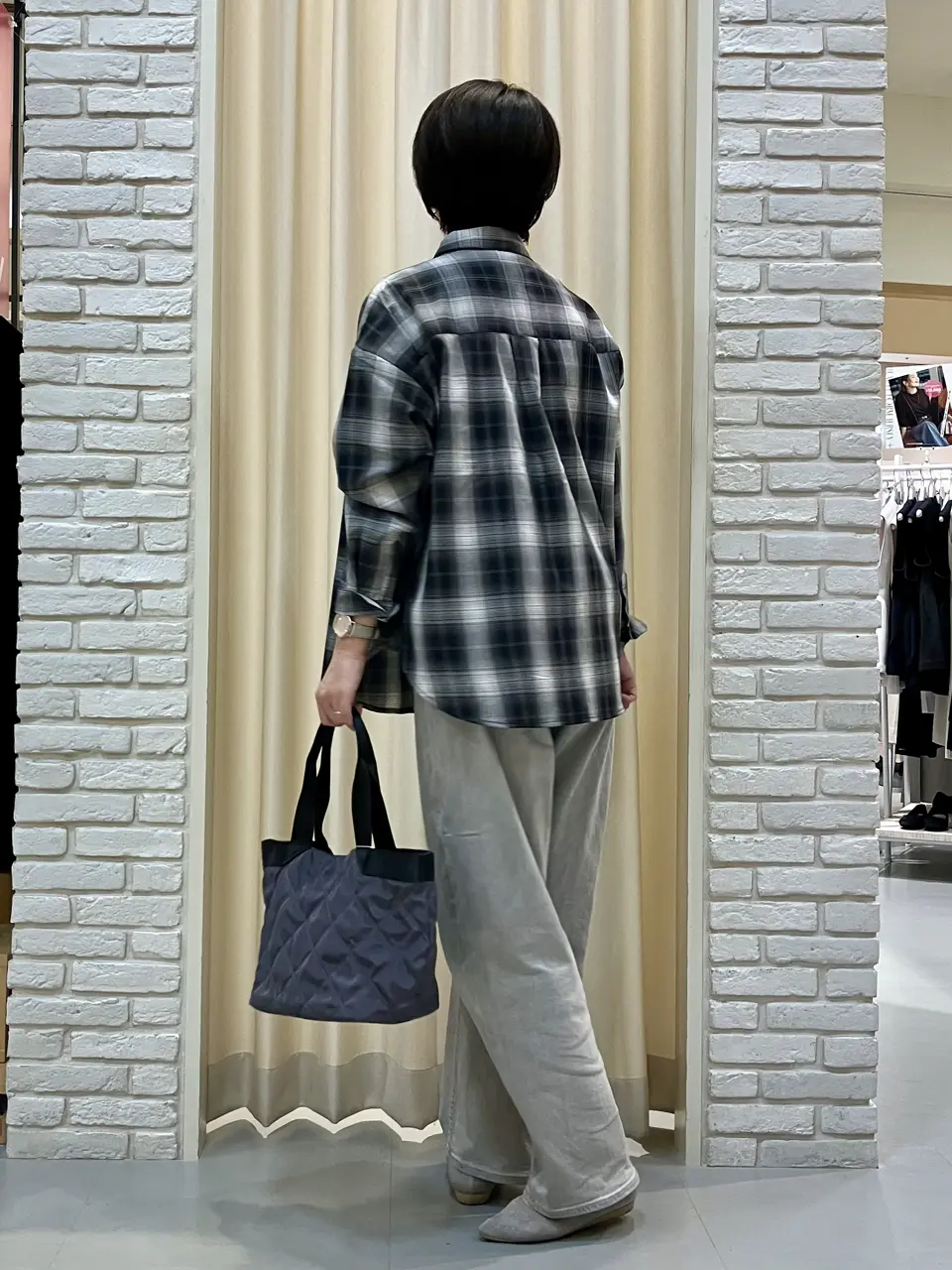 ONWARD CROSSET SELECT Tomi コーディネート画像