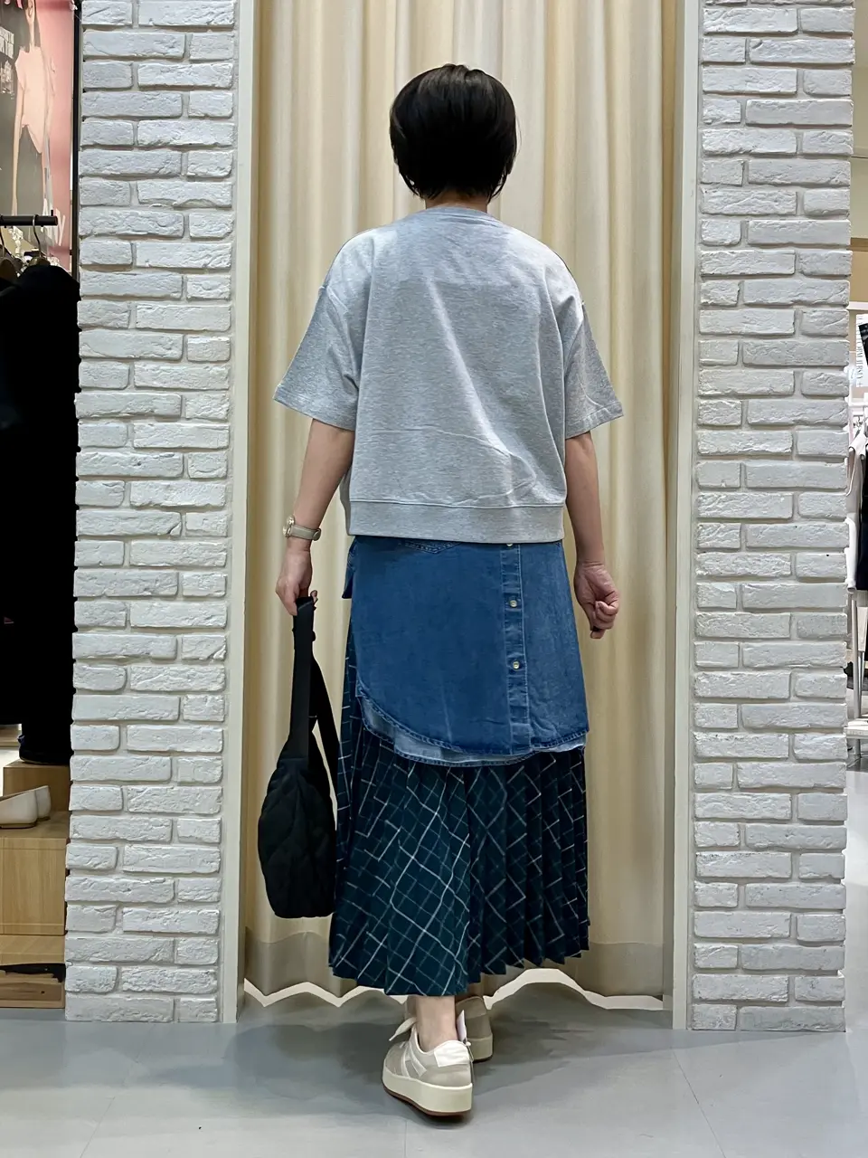 ONWARD CROSSET SELECT Tomi コーディネート画像