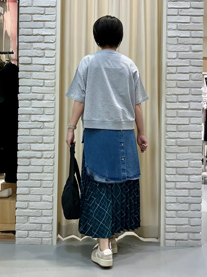 ONWARD CROSSET SELECT Tomi コーディネート画像