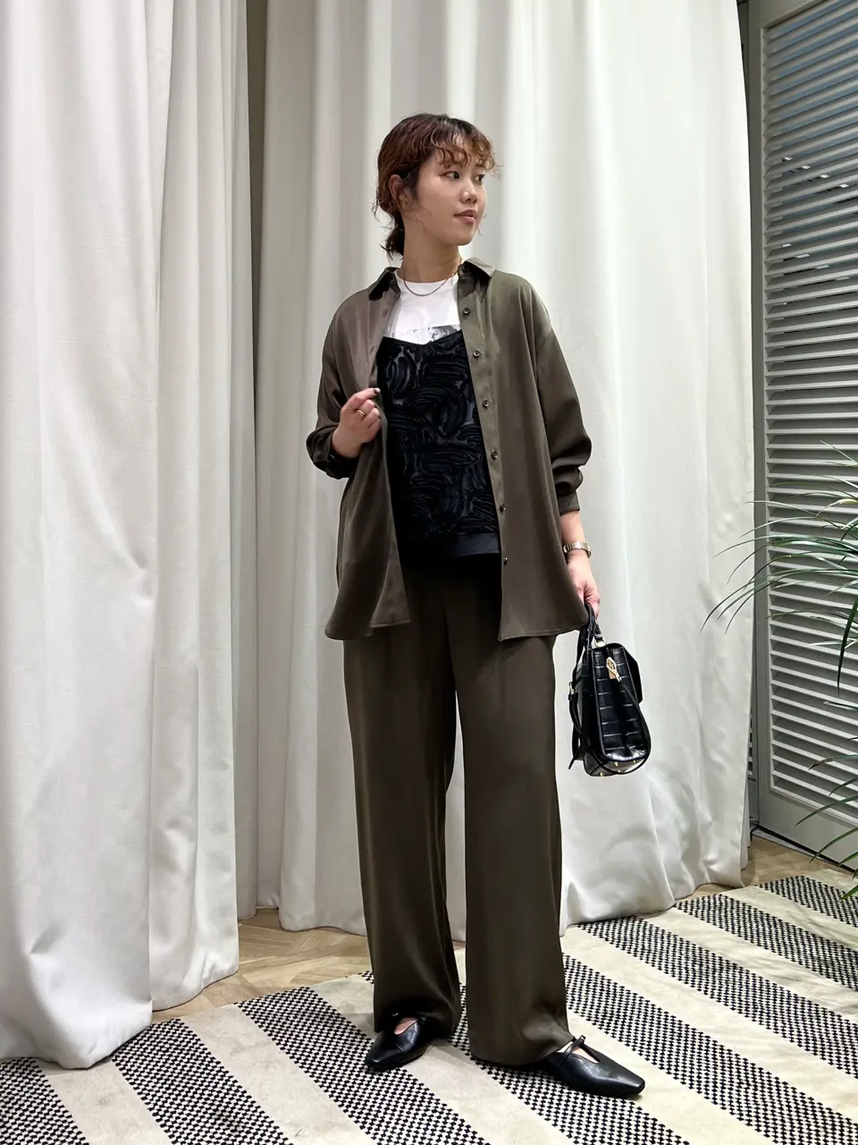 ONWARD CROSSET SELECT 伊藤 コーディネート画像