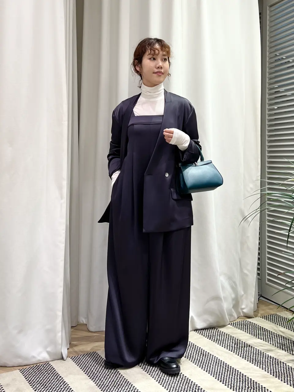 ONWARD CROSSET SELECT 伊藤 コーディネート画像