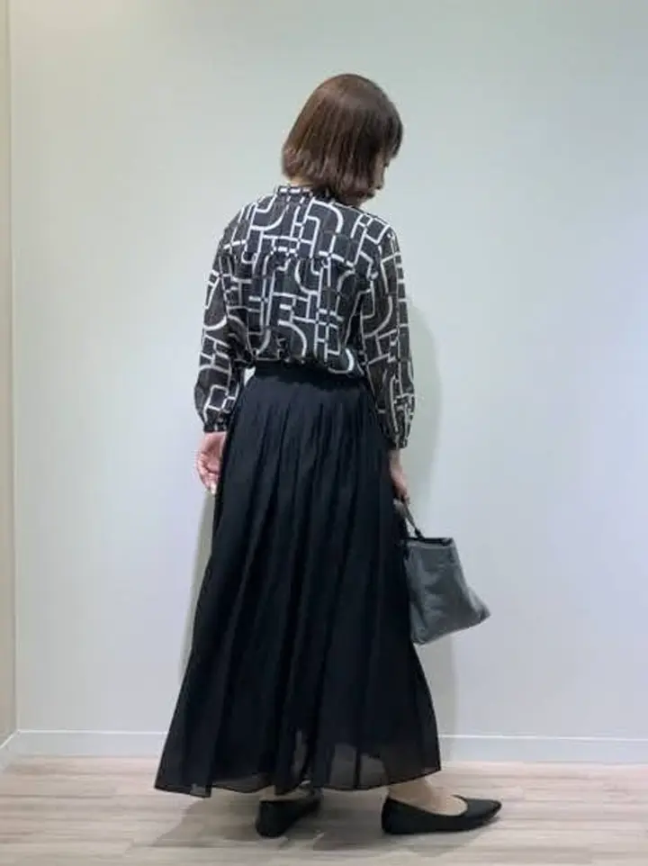 ONWARD CROSSET SELECT 服部 コーディネート画像