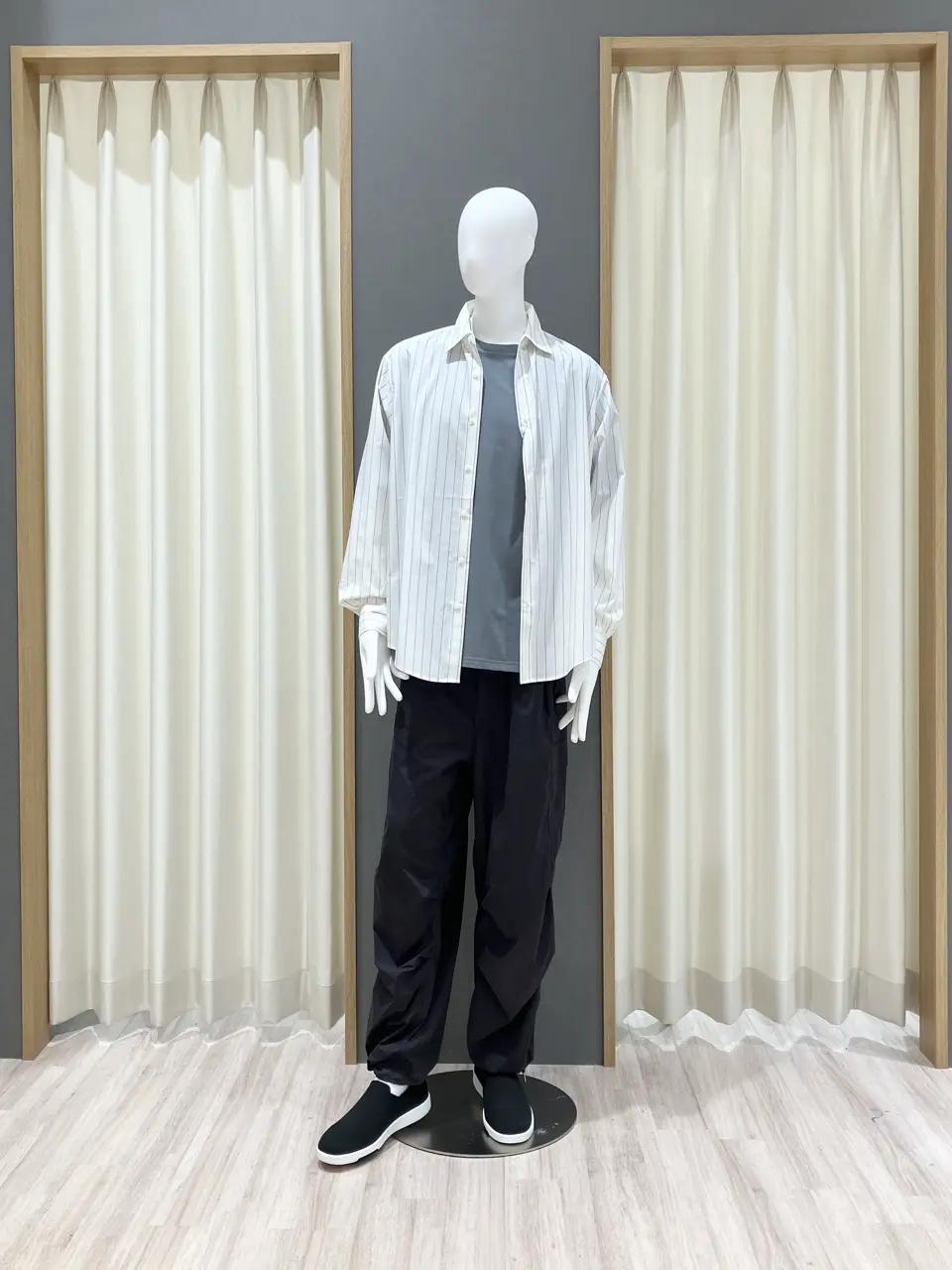【UNFILO】 ネイビー ブルゾン　 Mサイズ VERY×UNFILOコラボ】BEAUTY FORM JERSEY+ ZIPブルゾン / UNFILO