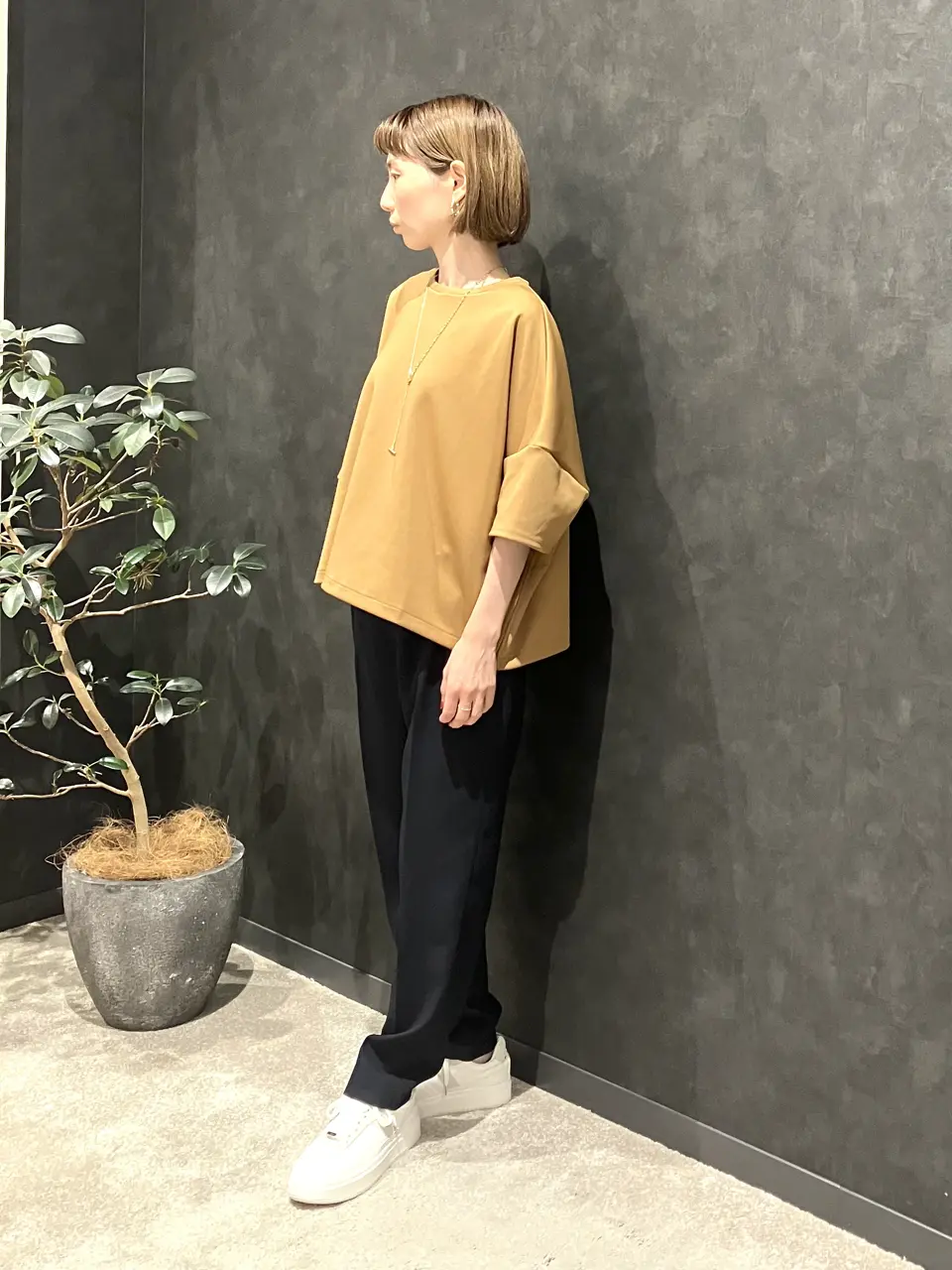 ONWARD CROSSET SELECT 阿部 コーディネート画像