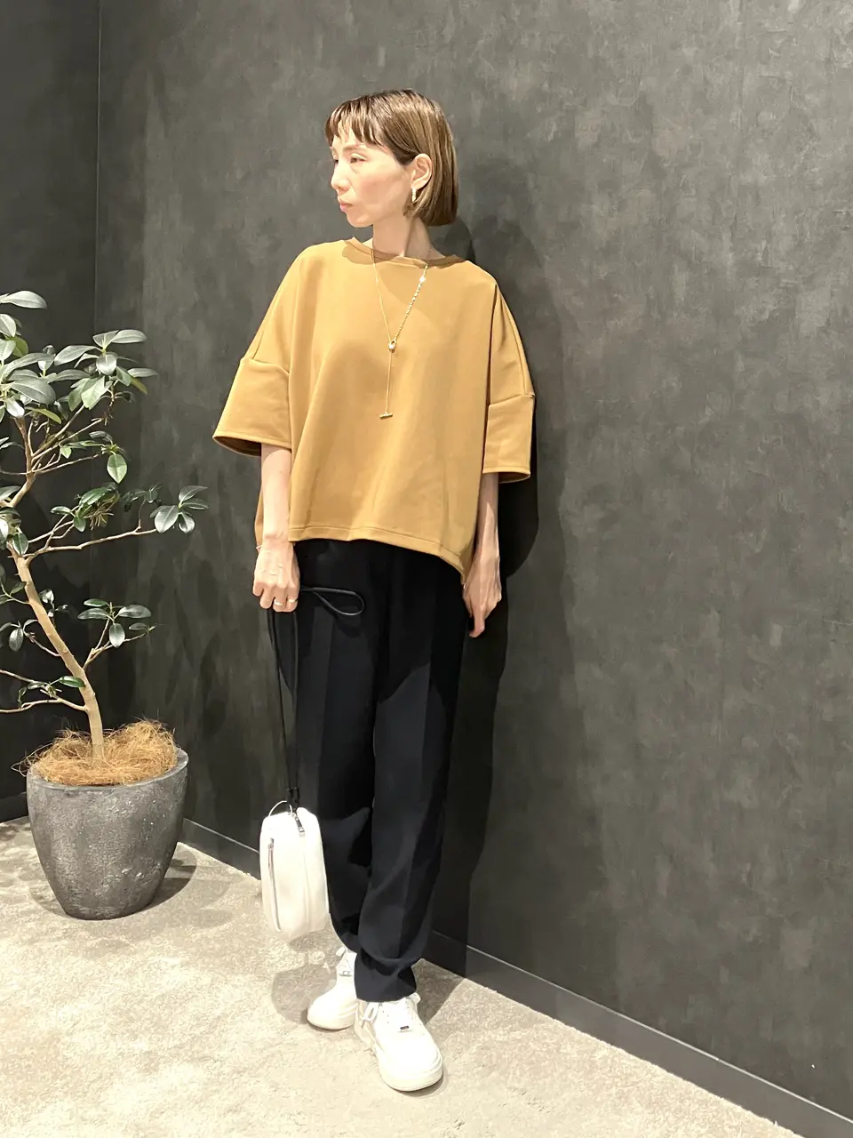 ONWARD CROSSET SELECT 阿部 コーディネート画像