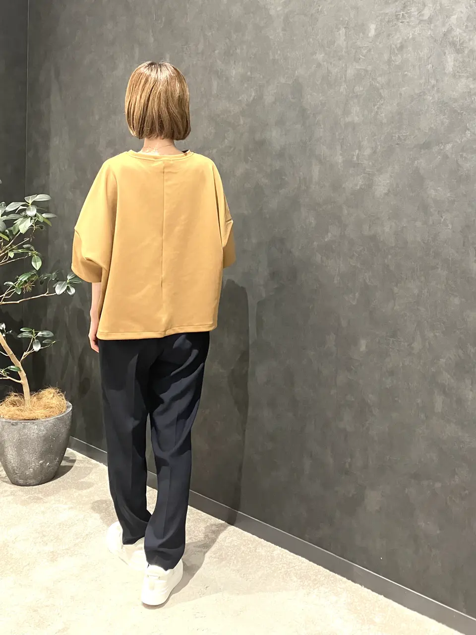 ONWARD CROSSET SELECT 阿部 コーディネート画像