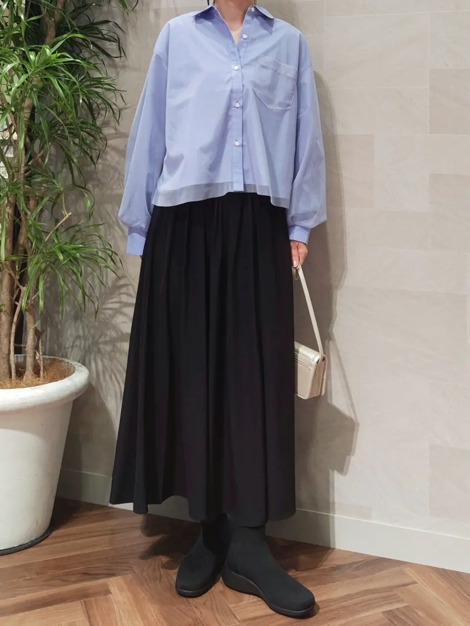 ONWARD CROSSET SELECT 浅岡 コーディネート画像