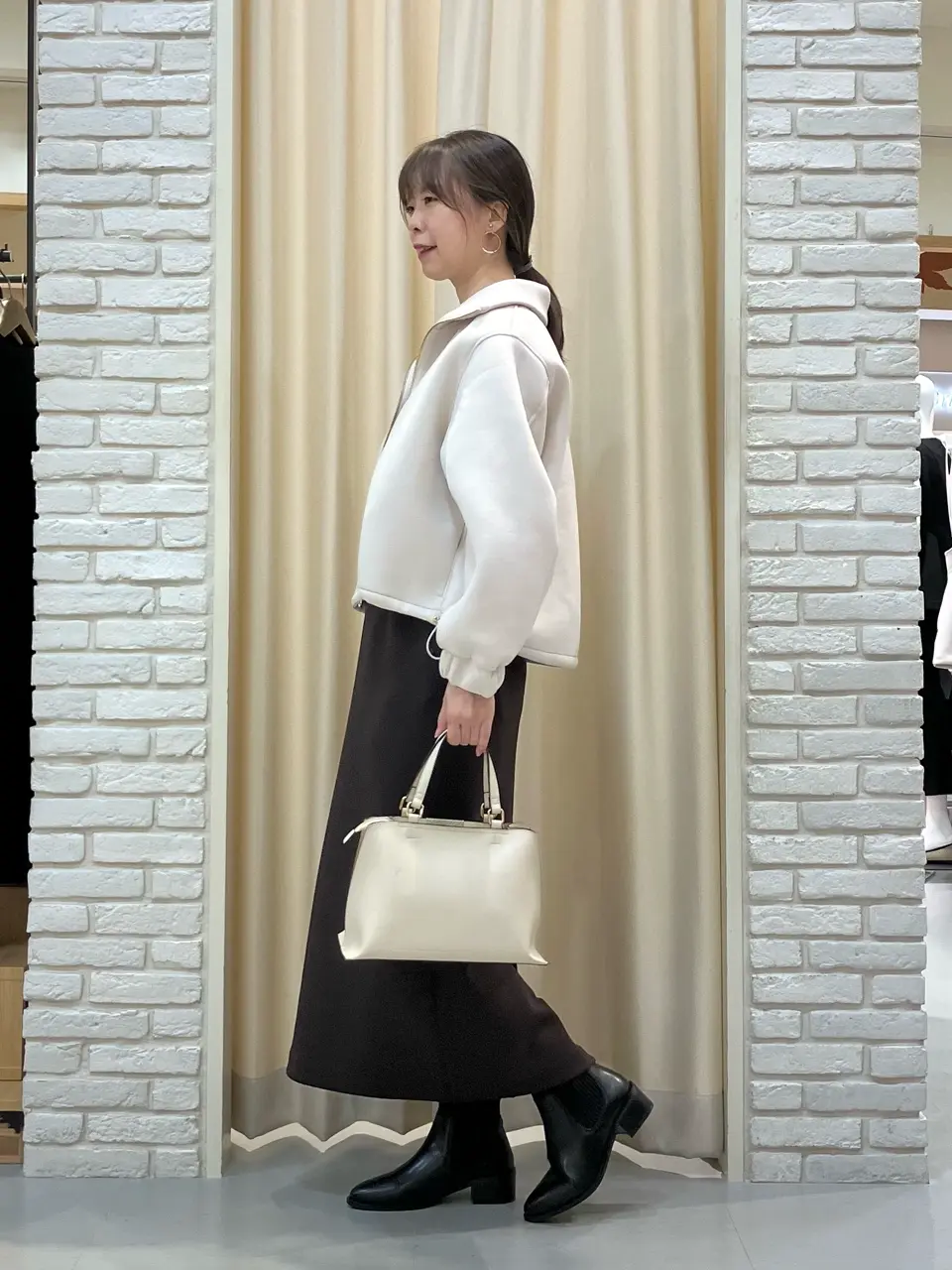 ONWARD CROSSET SELECT 檀 コーディネート画像