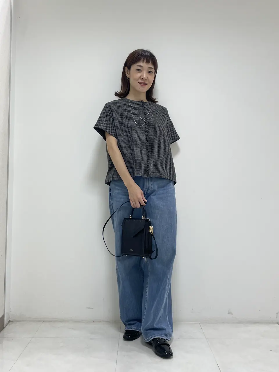 ONWARD CROSSET SELECT 岡田 コーディネート画像