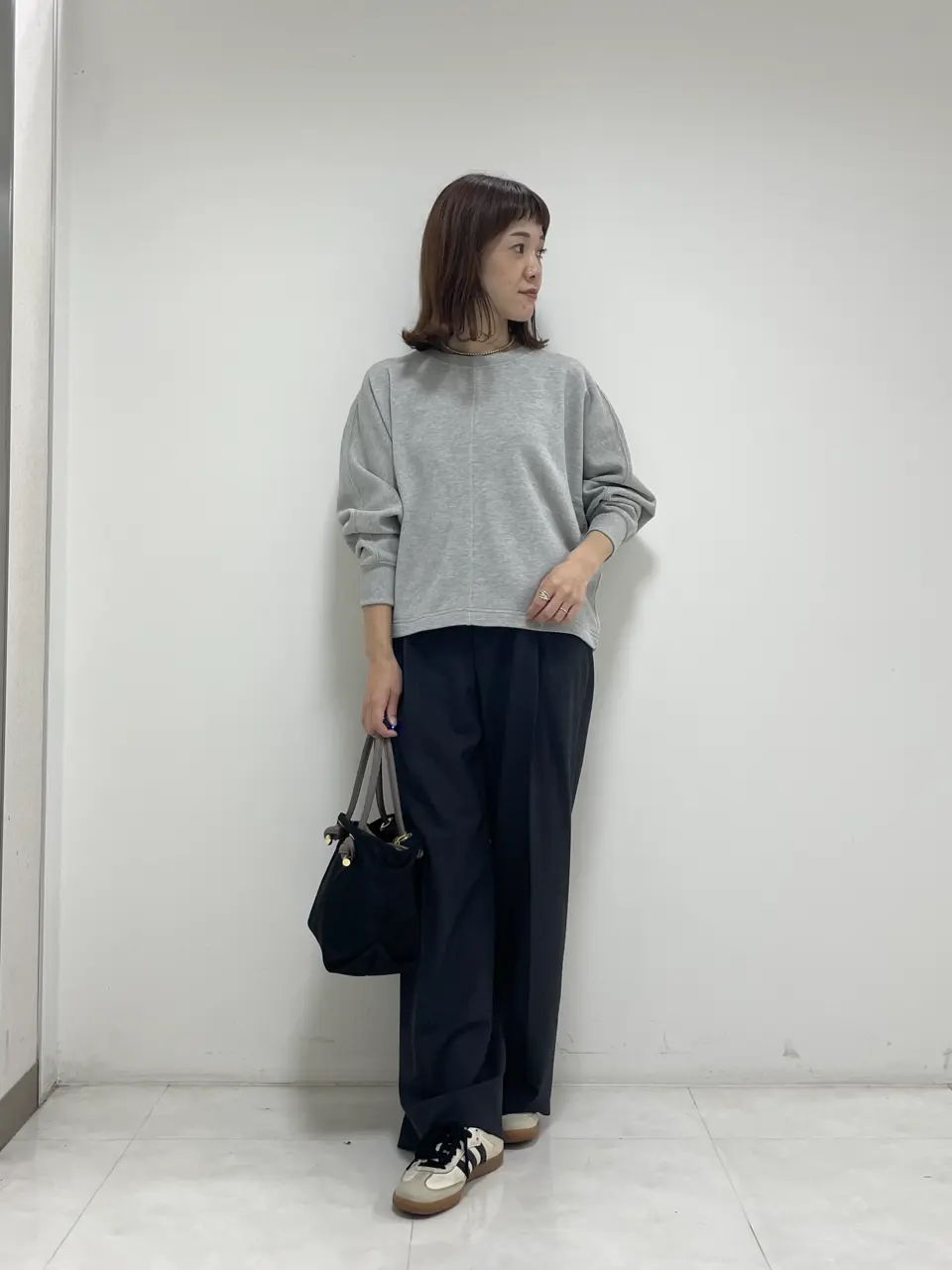 ONWARD CROSSET SELECT 岡田 コーディネート画像