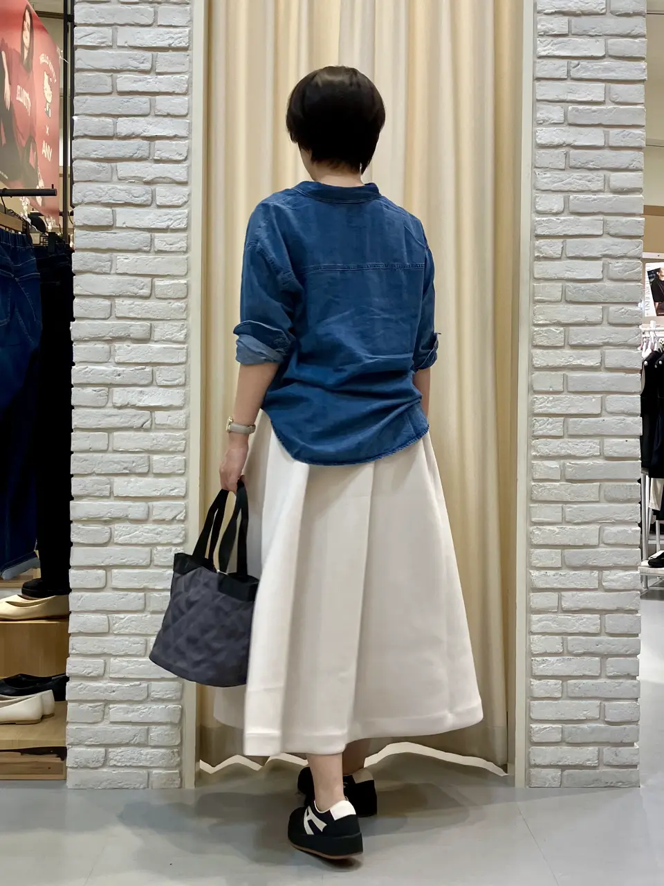 ONWARD CROSSET SELECT Tomi コーディネート画像