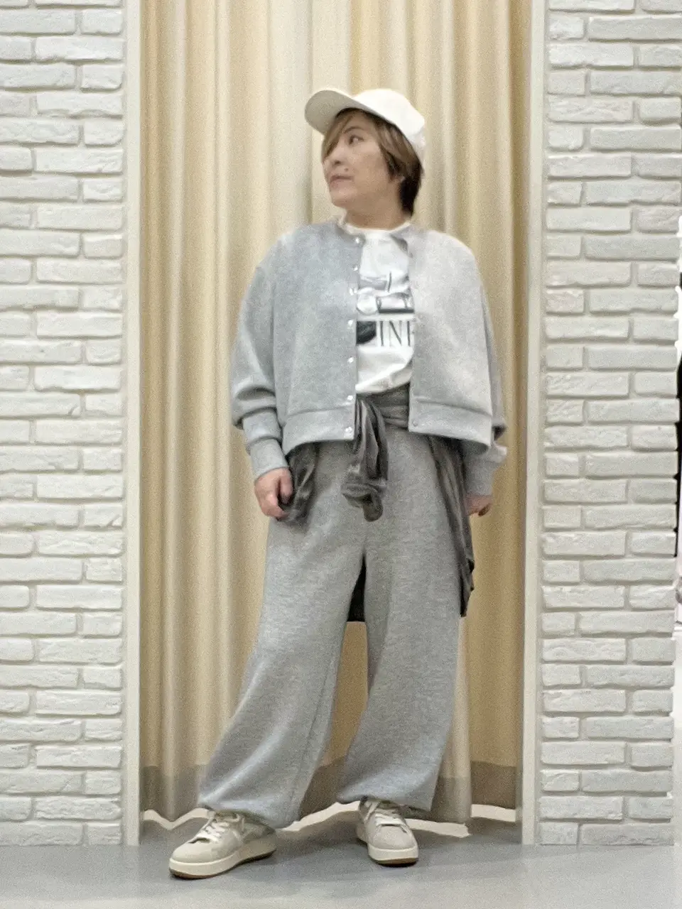 ONWARD CROSSET SELECT 吉田 コーディネート画像