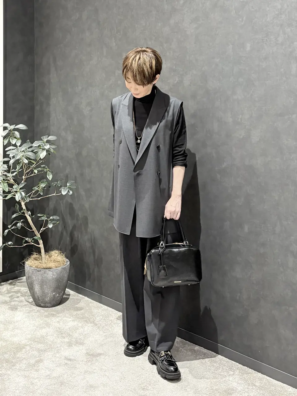 ONWARD CROSSET SELECT 岩舘 コーディネート画像