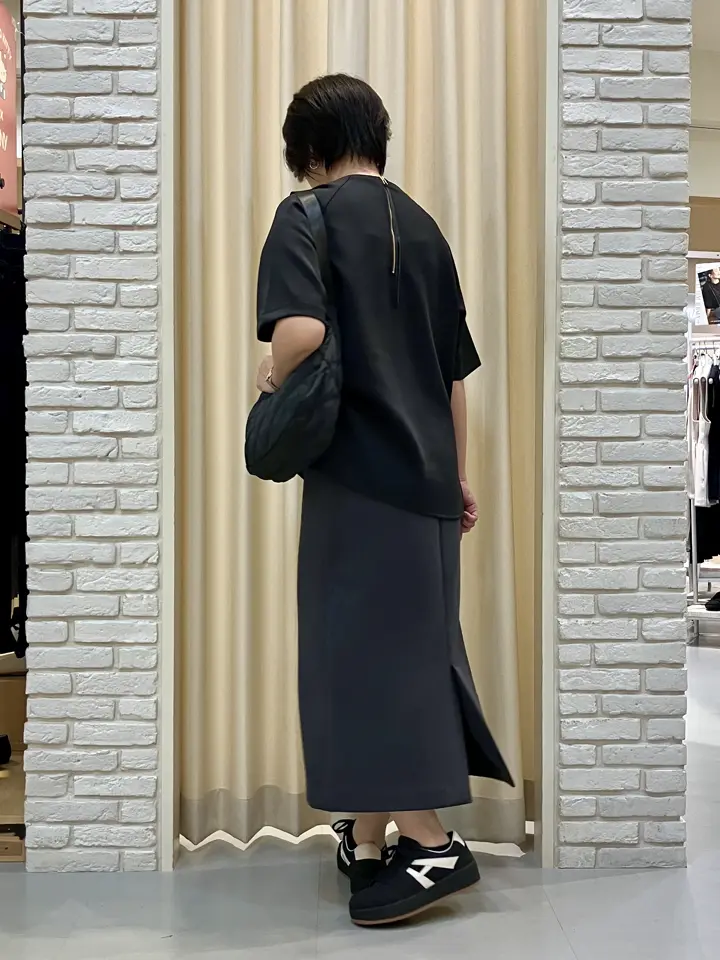 ONWARD CROSSET SELECT Tomi コーディネート画像