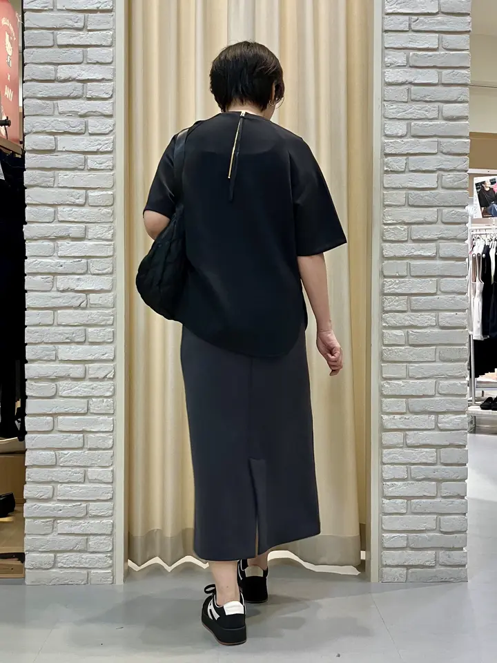 ONWARD CROSSET SELECT Tomi コーディネート画像