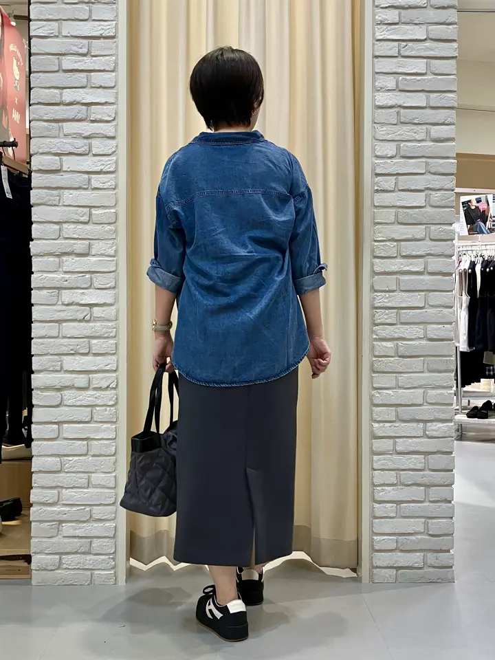 ONWARD CROSSET SELECT Tomi コーディネート画像