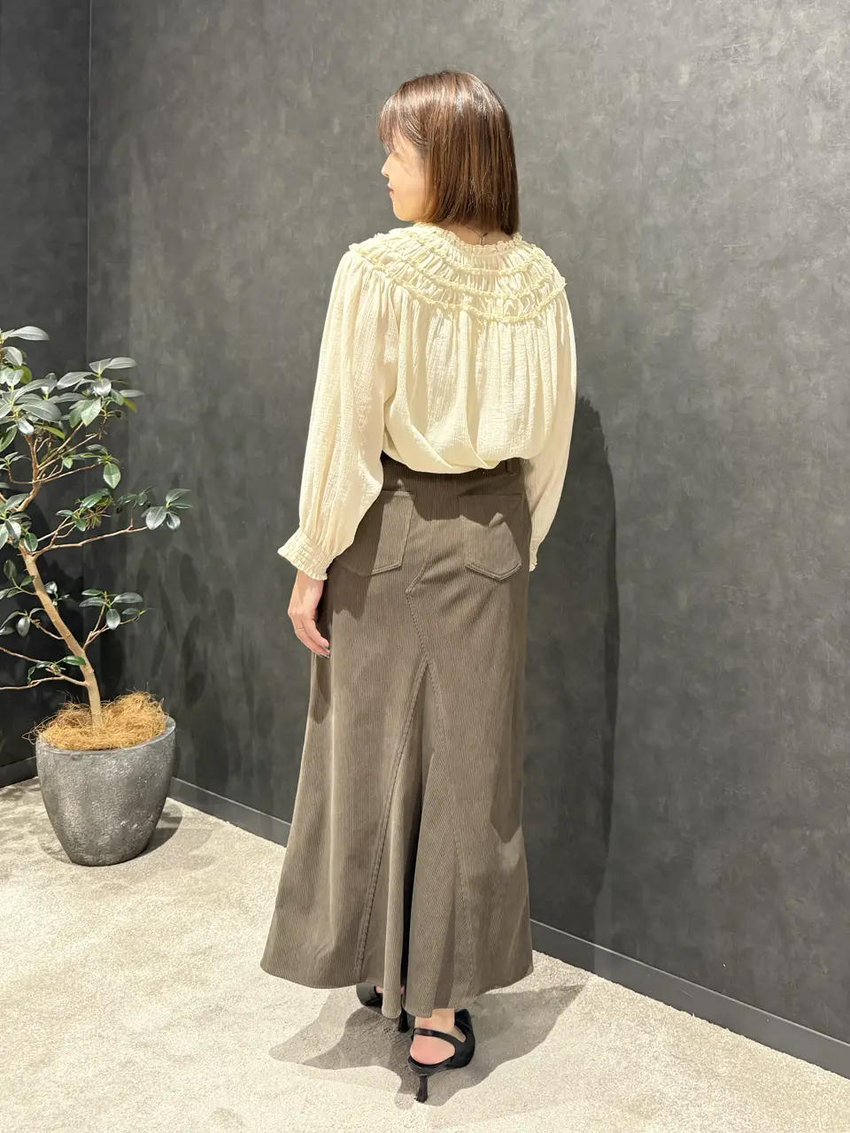 ONWARD CROSSET SELECT Tamura コーディネート画像