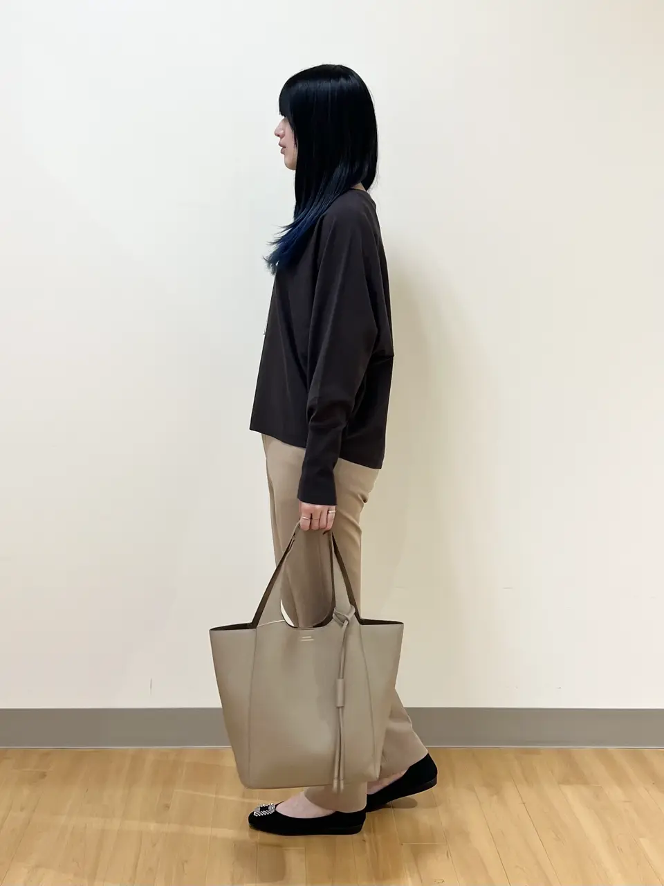 ONWARD CROSSET SELECT Aina コーディネート画像