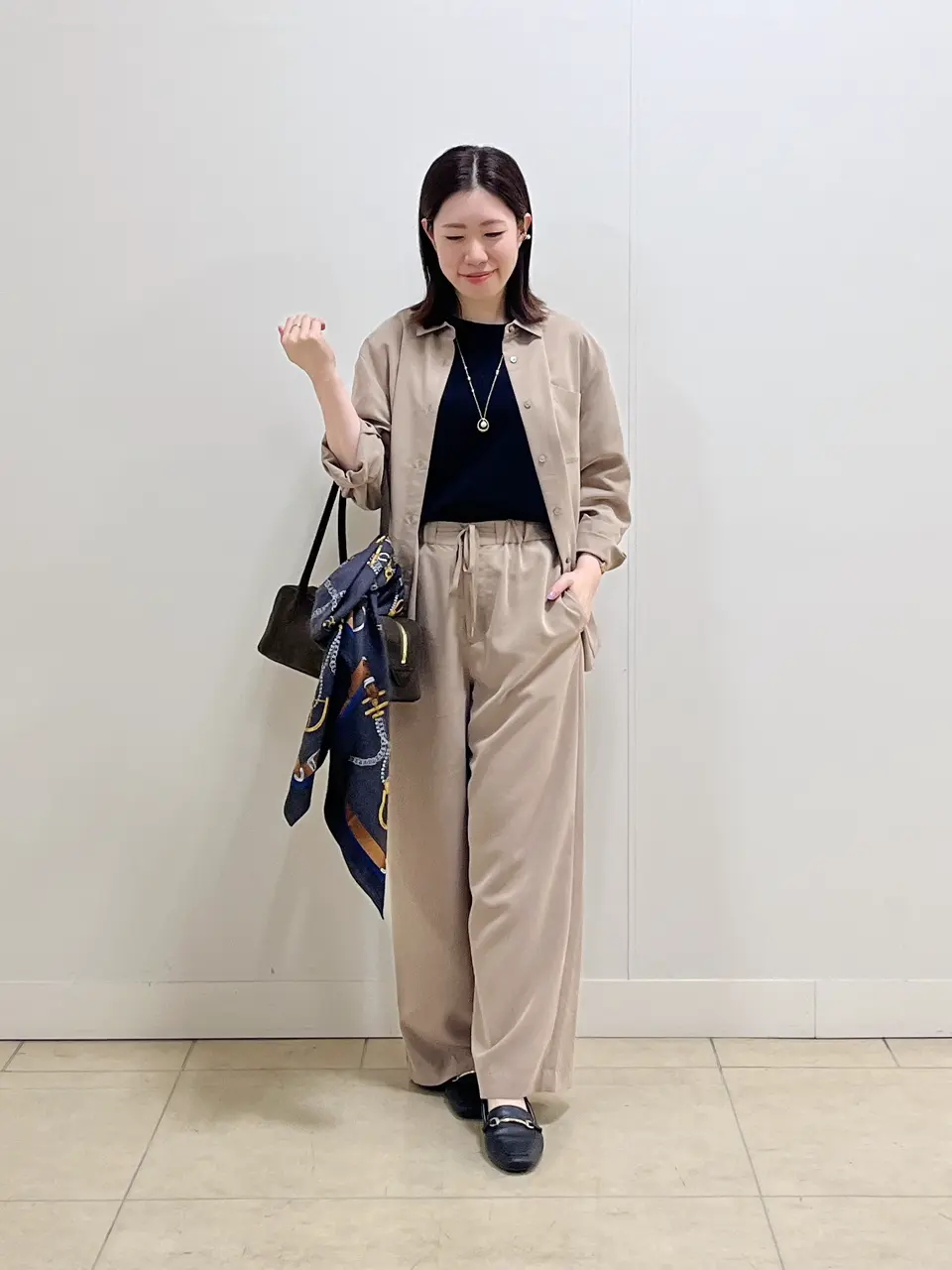 ONWARD CROSSET SELECT 金子 コーディネート画像