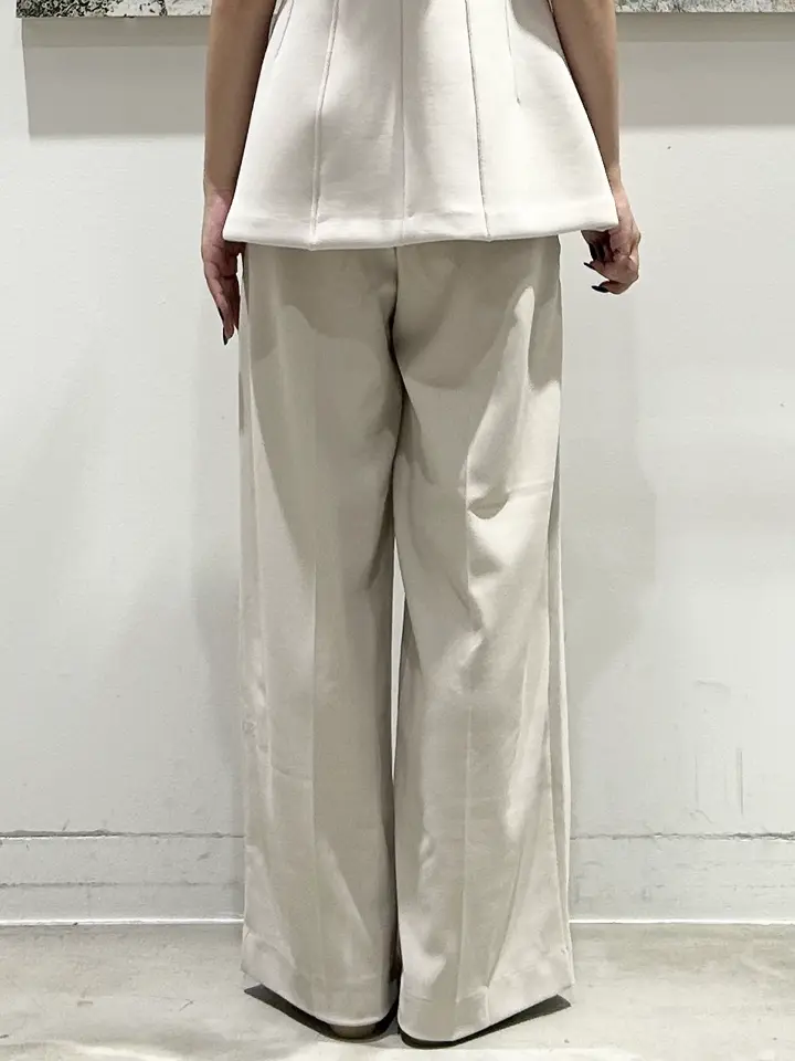 ONWARD CROSSET SELECT 樋熊 コーディネート画像