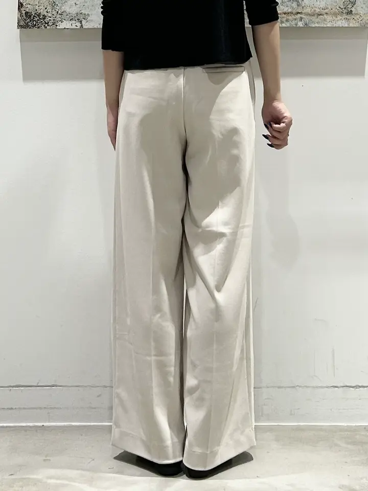 ONWARD CROSSET SELECT 樋熊 コーディネート画像