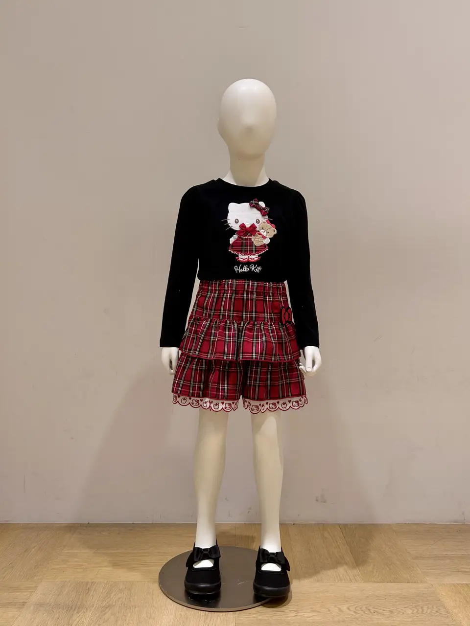 ONWARD CROSSET SELECT 尾野 コーディネート画像