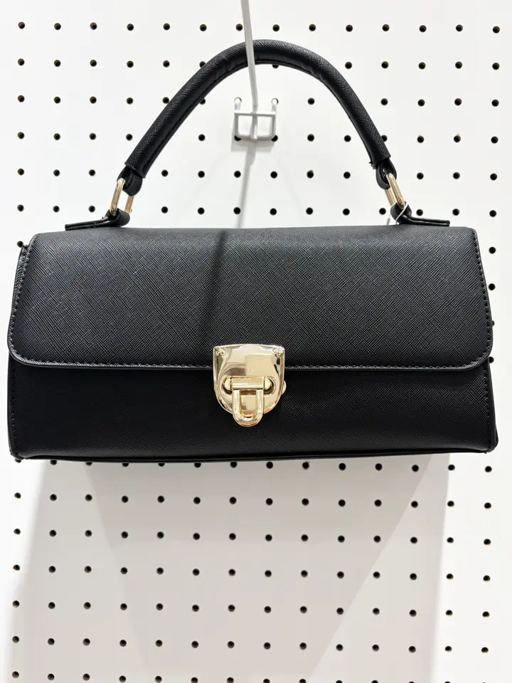 ONWARD CROSSET SELECT 千葉 コーディネート画像