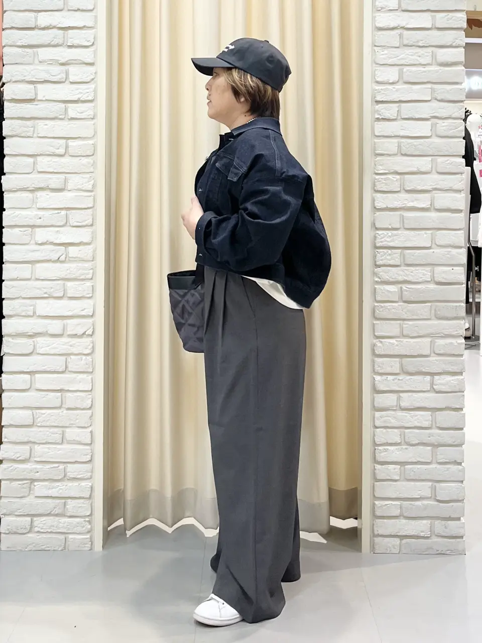 ONWARD CROSSET SELECT 吉田 コーディネート画像