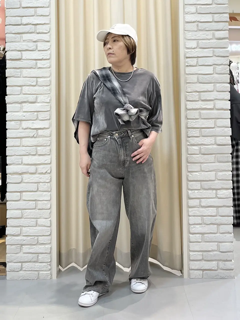 ONWARD CROSSET SELECT 吉田 コーディネート画像