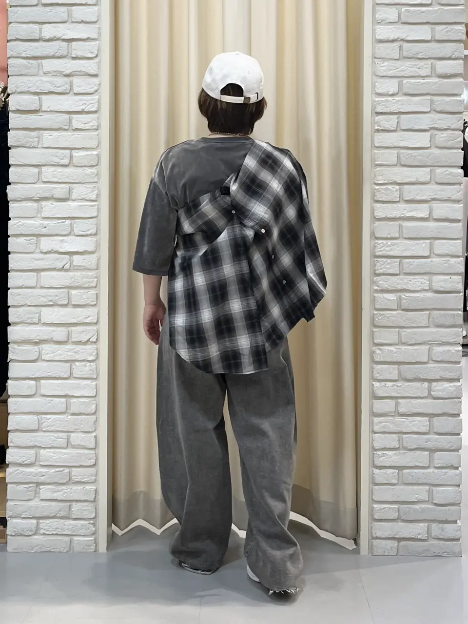 ONWARD CROSSET SELECT 吉田 コーディネート画像