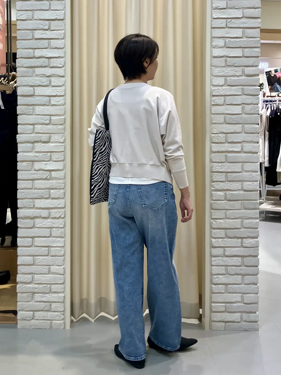 ONWARD CROSSET SELECT Tomi コーディネート画像