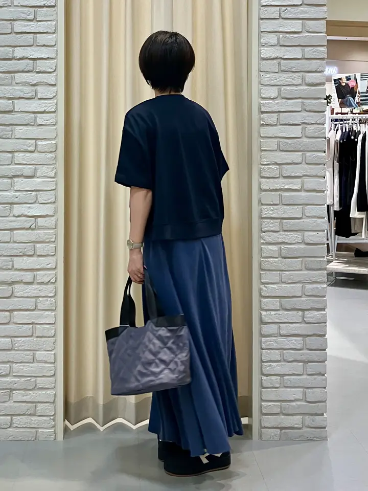 ONWARD CROSSET SELECT Tomi コーディネート画像