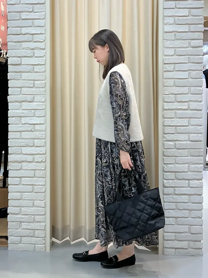 ONWARD CROSSET SELECT 檀 コーディネート画像