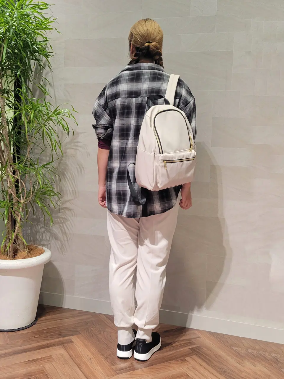 ONWARD CROSSET SELECT 西村 コーディネート画像