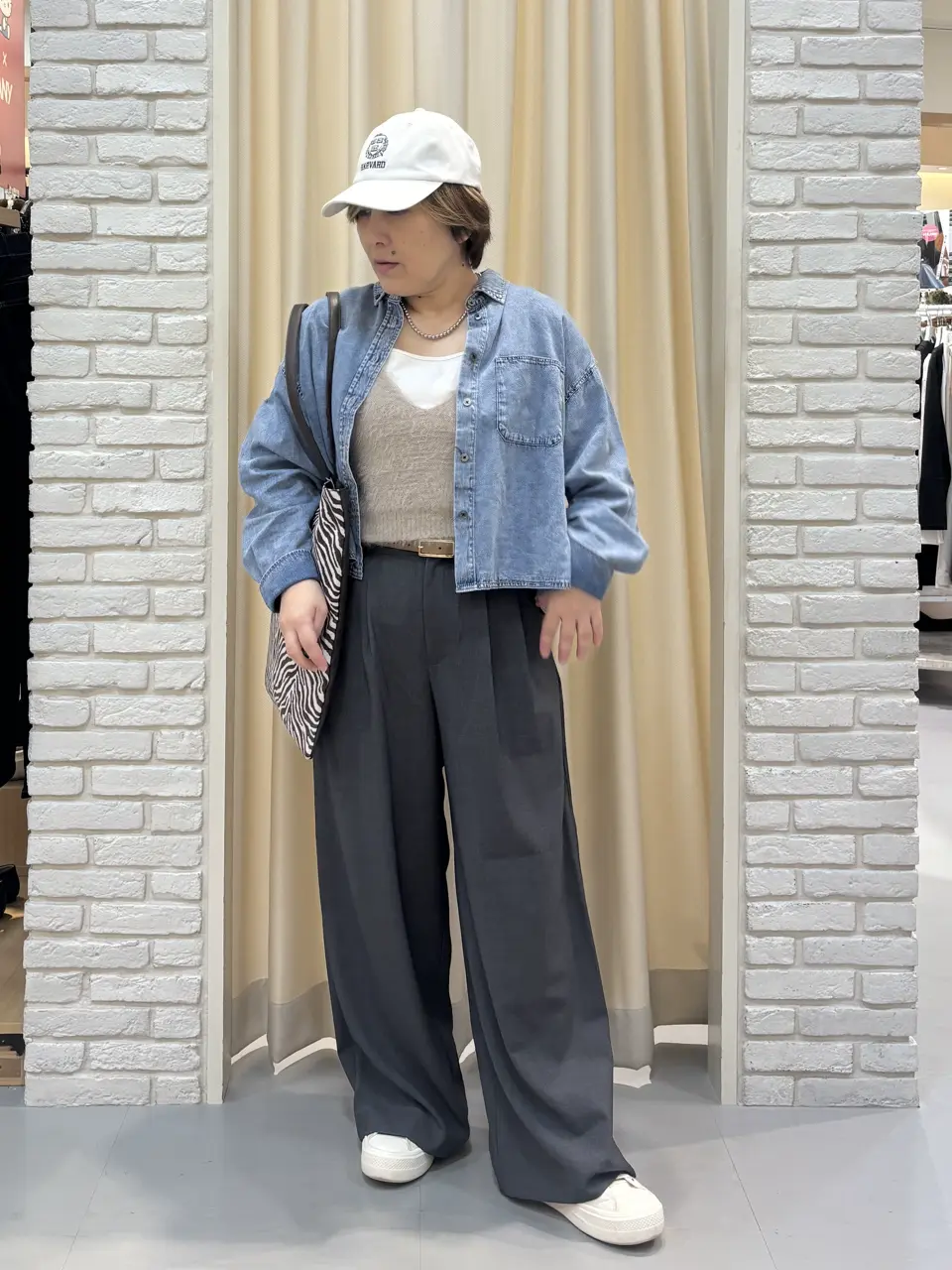 ONWARD CROSSET SELECT 吉田 コーディネート画像